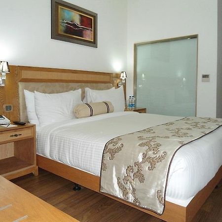 Comfort Inn Anneha New Delhi Værelse billede